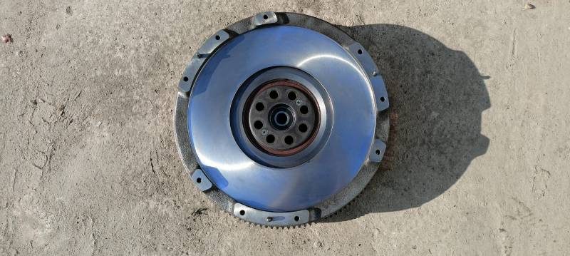 Двухмассовый (демпферный) маховик Isuzu