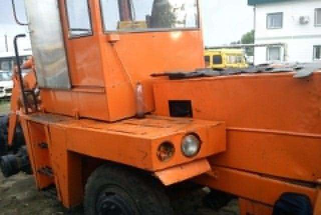 Фронтальный погрузчик Detva UN053 чешский