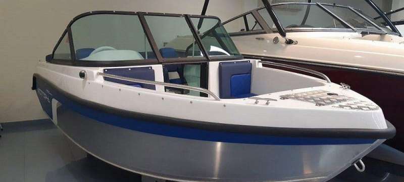 Прогулочный катер Victory 500 Open