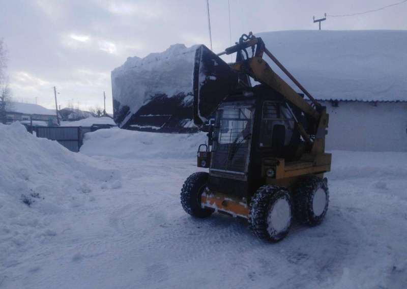 Мини-погрузчик КУРГАНМАШЗАВОД МКСМ 800, 2007