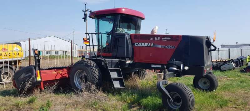 Косилка самоходная case IH 1203