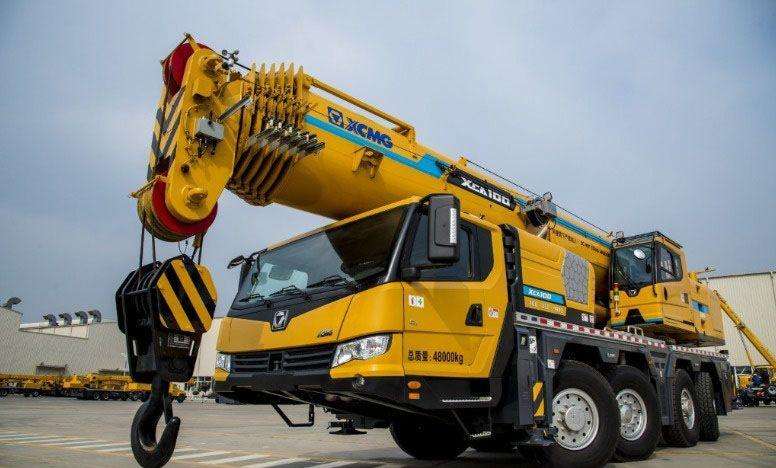 Автокран XCMG XCA100