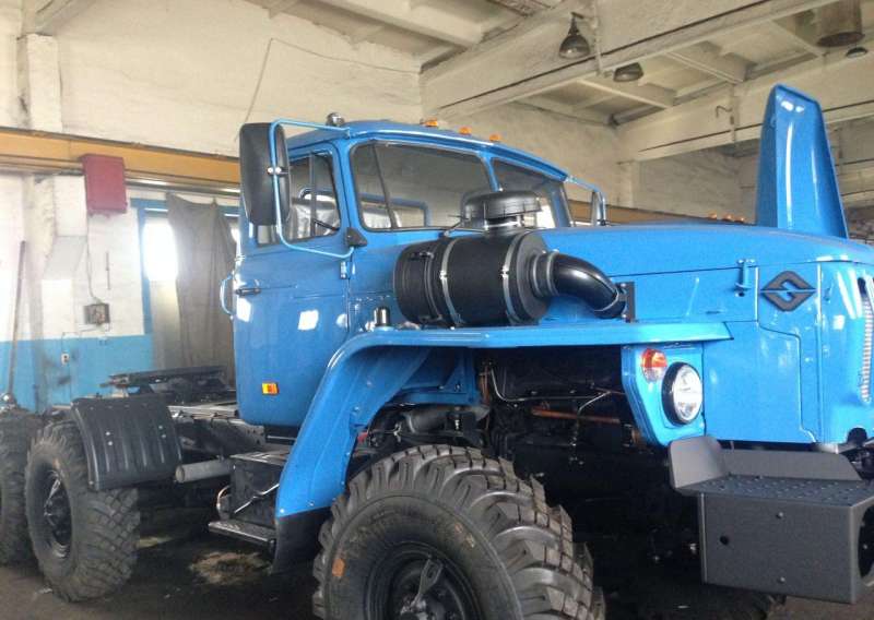 Седельный тягач урал 44202