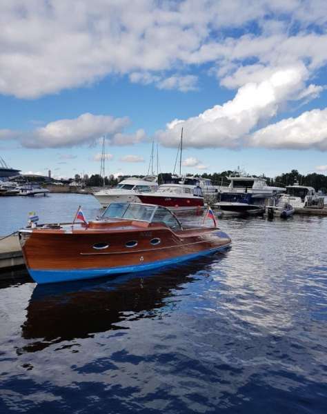 Круизный катер Egemar Liberty 30 High Life