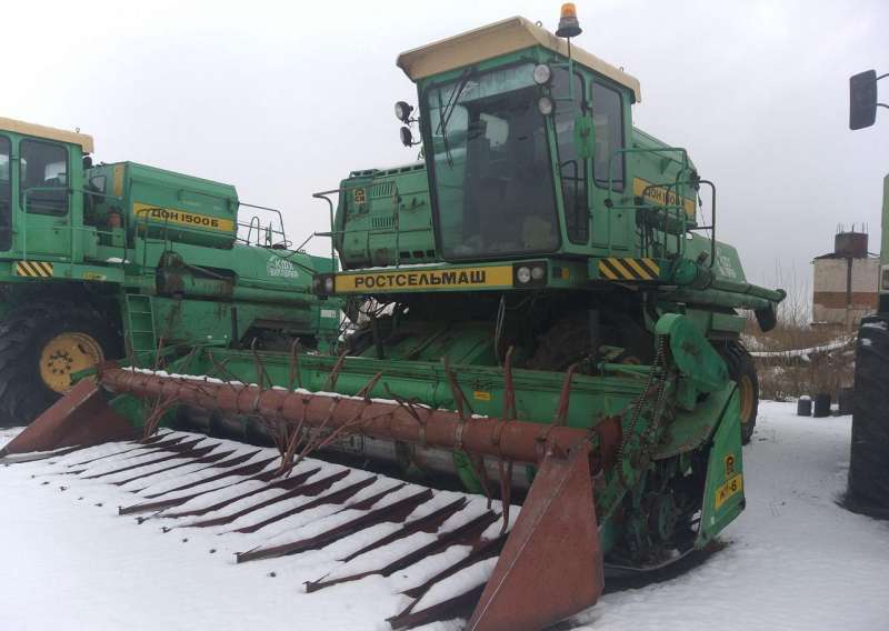 Комбайн Дон-1500Б