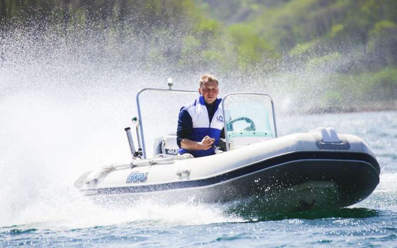 Лодка риб Stormline Standard 400