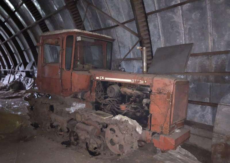 Трактор дт 75