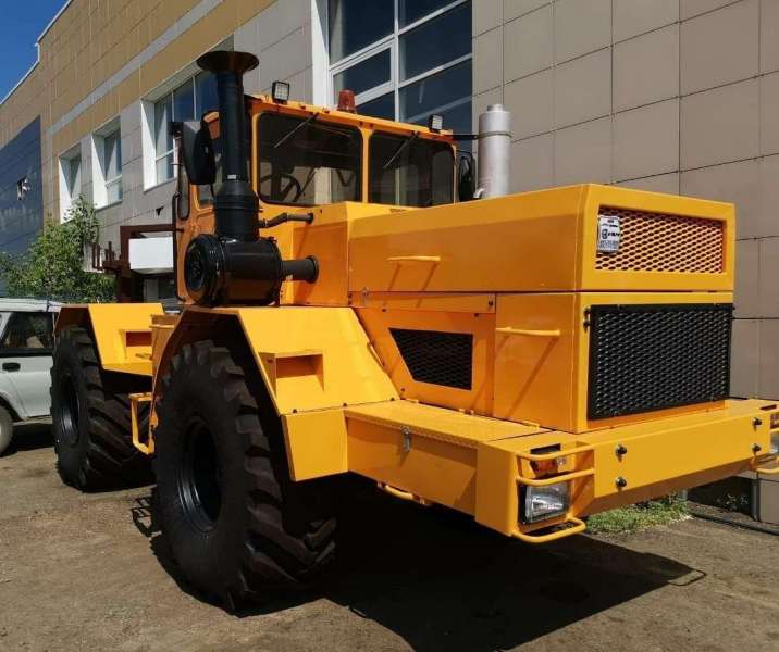 Кировчанин К-700А восстановленный под новый