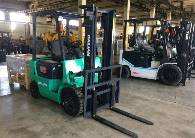 Вилочный погрузчик Dalian cpcd15CB