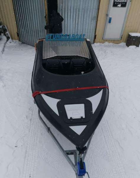 Водометный катер tundraboat 360 Джет Багги