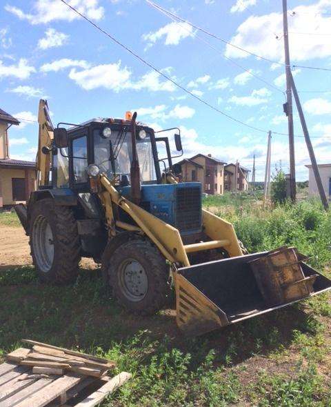 Экскаватор-погрузчик мтз-82