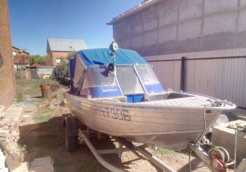 Продам моторная лодку Салют 480 М трансформер