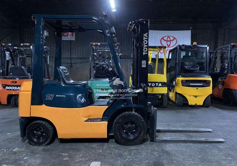 Вилочный погрузчик Toyota 7FD15, 2005