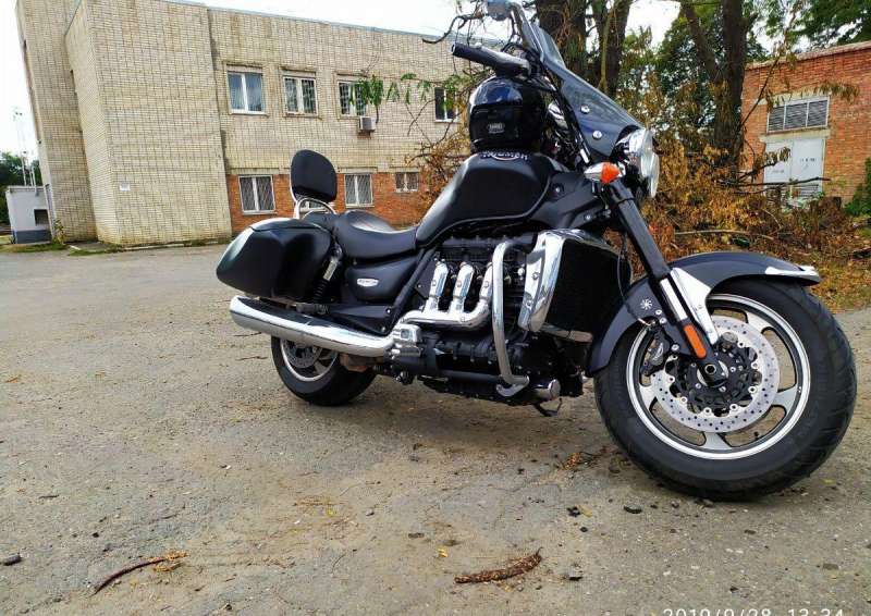 Triumph Rocket 3 Roadster