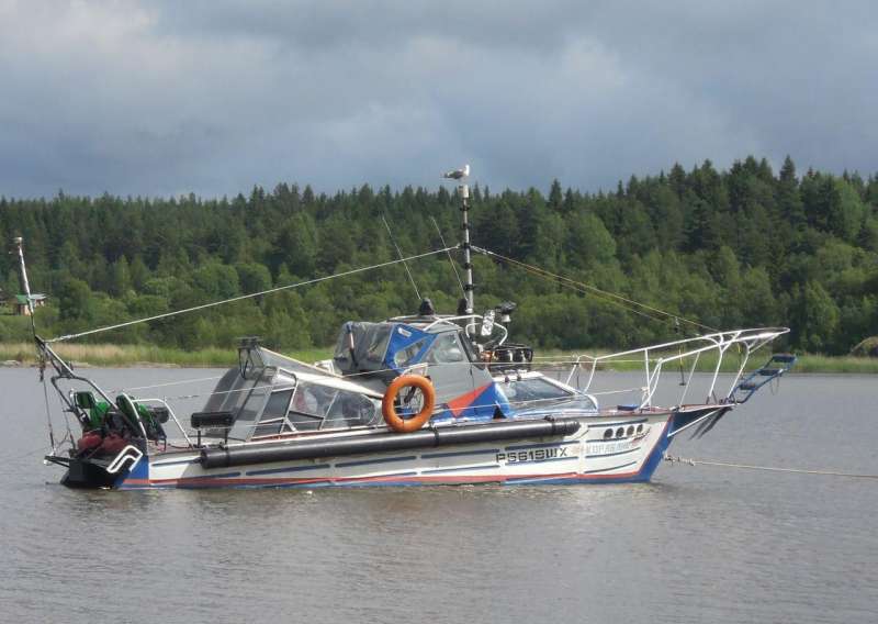 Катер бмк -130