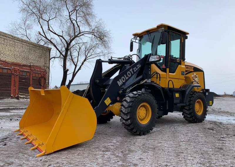 Фронтальный погрузчик молот ZL20