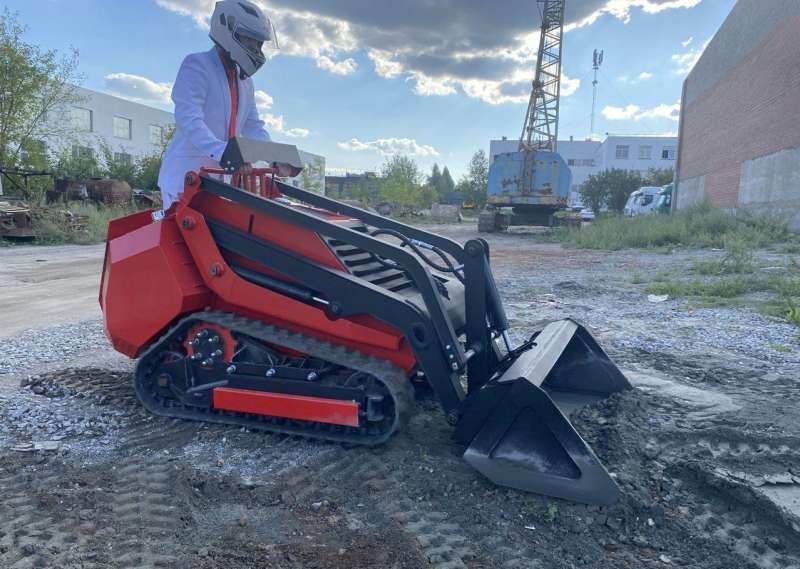 Мини-погрузчик RED BUG CT505, 2021