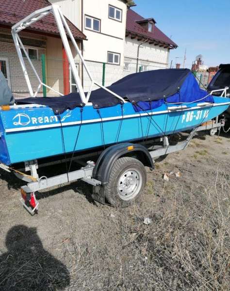 Моторная лодка Обь 3