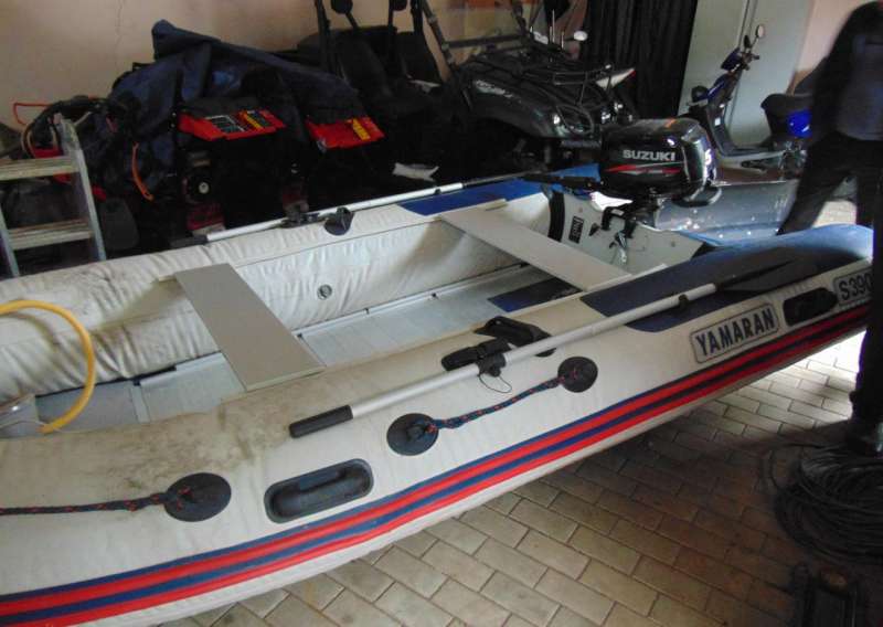 Лодка надувная Ямаран S 390 + мотор suzuki DF5