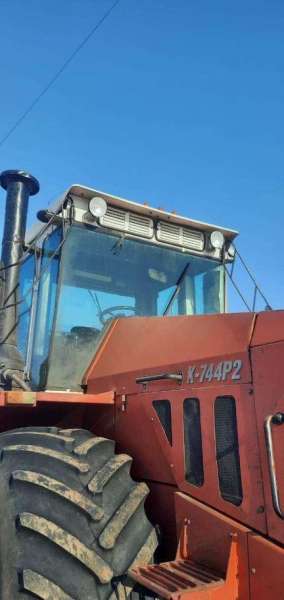 Продам трактор К-744Р2