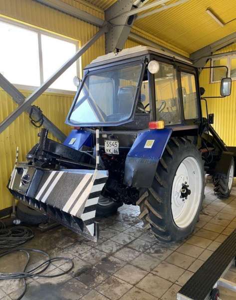 Фронтальный погрузчик МТЗ 320П04, 2007