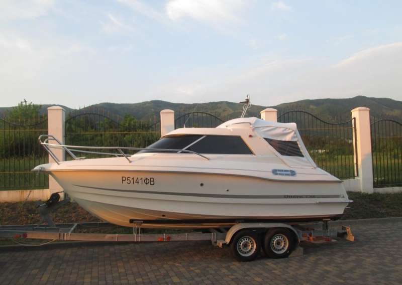 Катер Uttern-C66