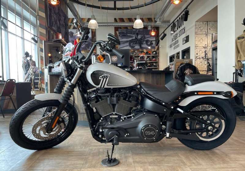 Harley-Davidson Softail Street Bob 114, 2021