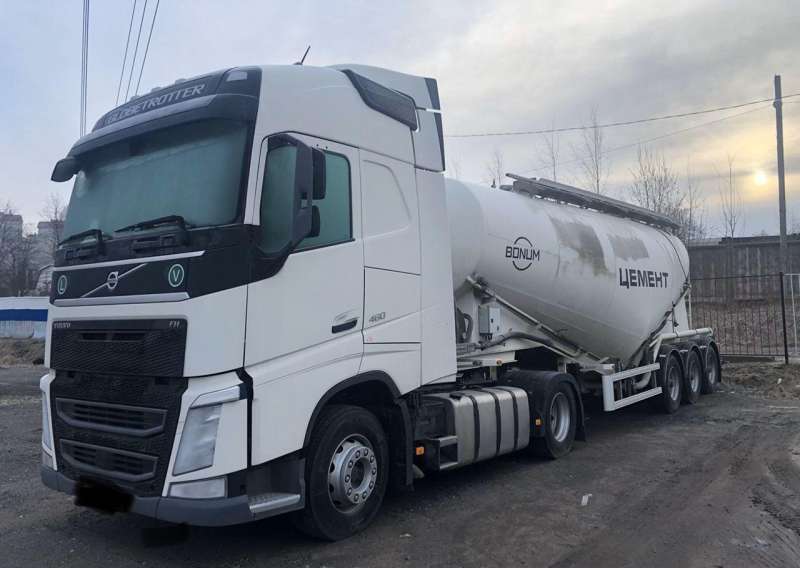 Volvo FH13 цементовоз