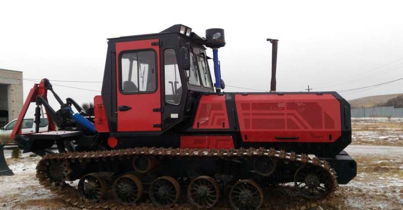 Новый трактор тл 4 «Барнаулец»