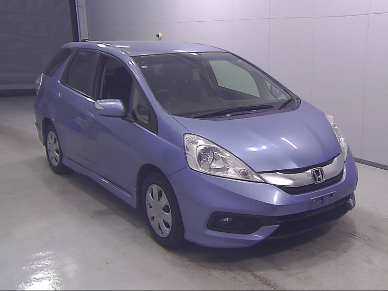 Универсал Honda Fit Shuttle кузов GG7 модификация 15X