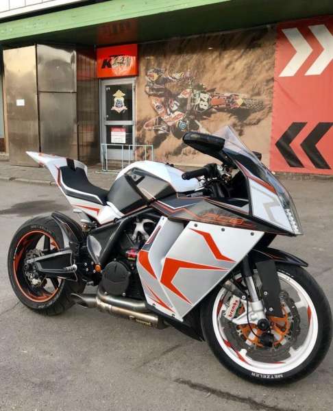 KTM RC8 1190