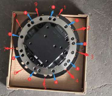 Редуктор хода KYB MAG-26VP