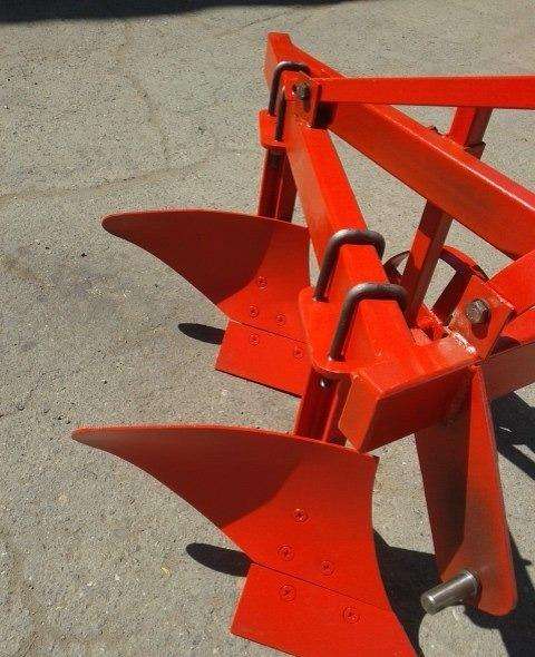 Плуг 2х корпусной для минитрактора