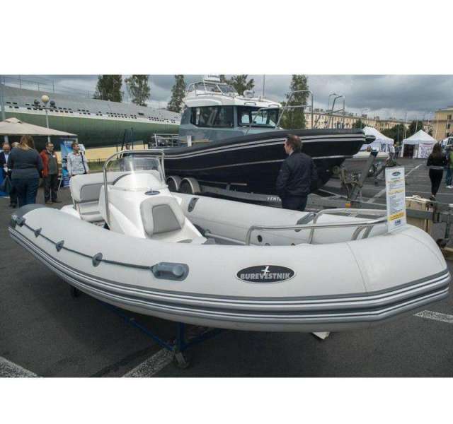 Лодка риб Буревестник Б-530