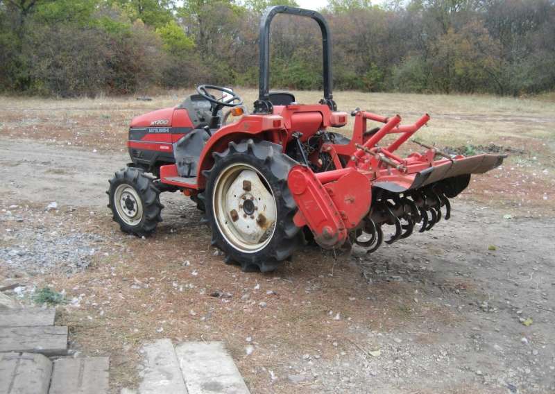 Трактор Mitsubishi мт-200
