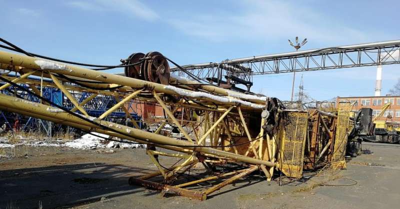 Кран башенный кбм-401П