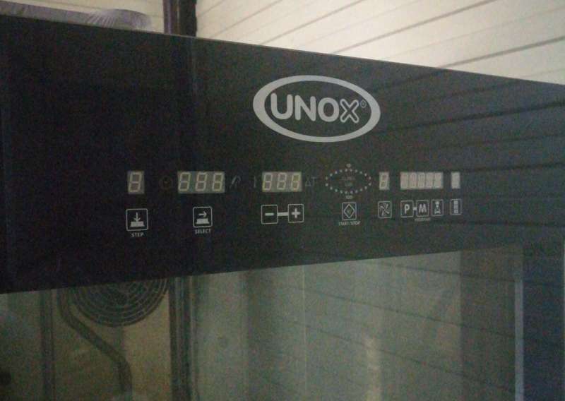 Пароконвектомат Unox XVC1005EP