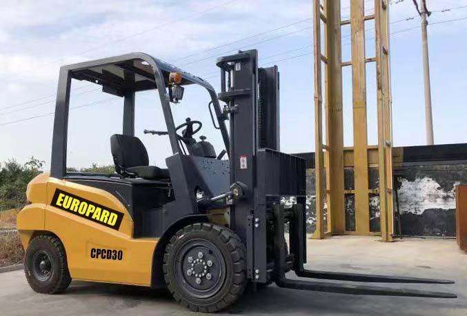 Вилочный погрузчик Europard CPCD30, 2021