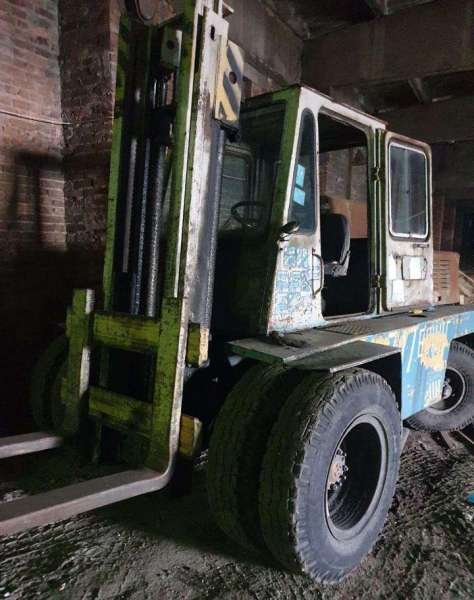 Вилочный погрузчик ЛЬВОВСКИЙ ПОГРУЗЧИК (ЛЕВ) АП-4075, 1