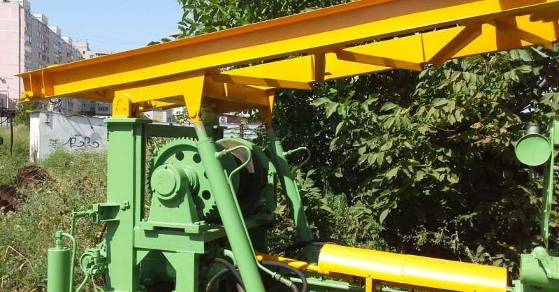 Продаю буровую платформу пбу-2 19а