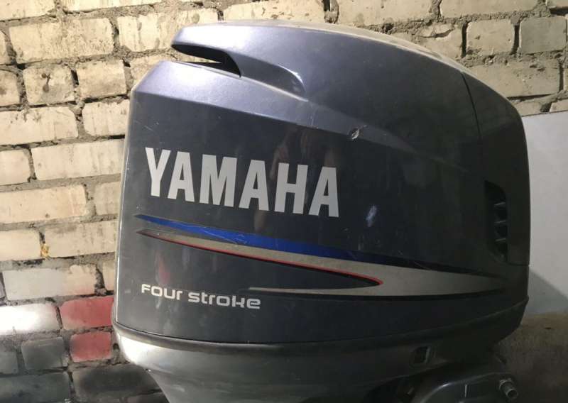 Купить мотор череповец. Yamaha 115. Двигатель Ямаха 115. Yamaha 115 2012 год.