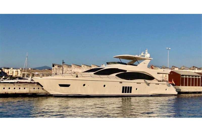 Моторная яхта Azimut 84