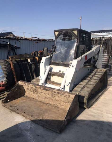 Погрузчик гусеничный bobkat T-250