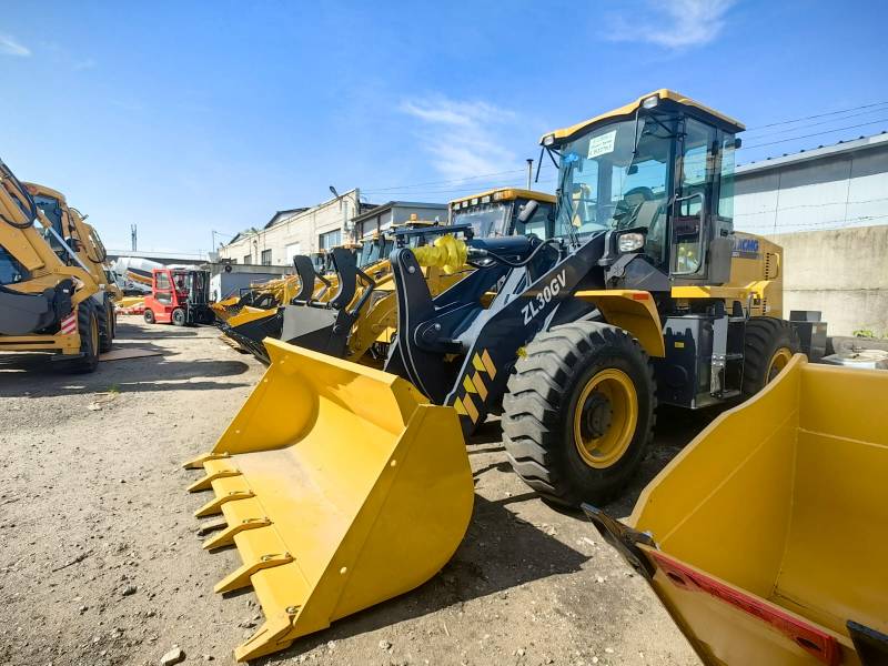 Фронтальный погрузчик XCMG ZL30GV