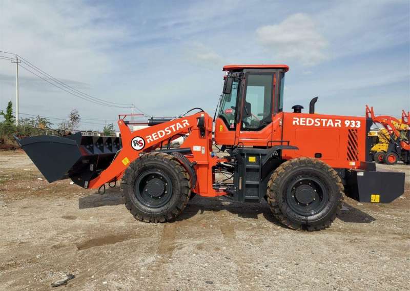 Фронтальный погрузчик Redstar 933, 2022
