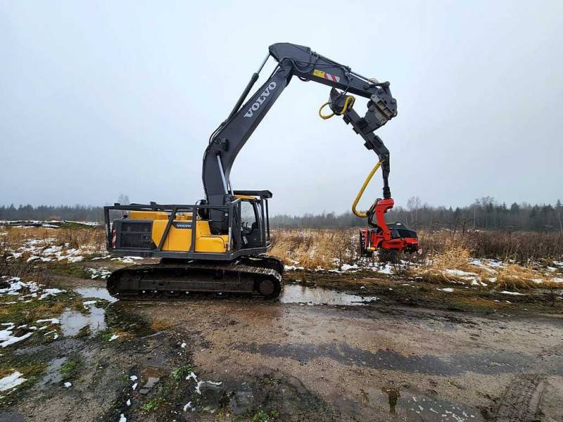 Гусеничный харвестер Volvo 220 Maskiner 661, отл. сос