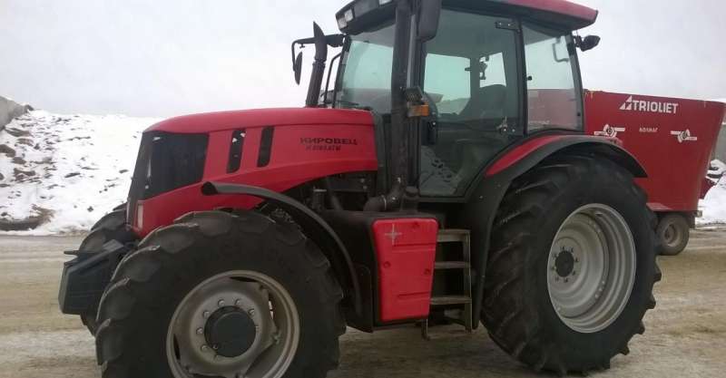 Трактор атм 3180 Terrion Террион Кировчанин 3180