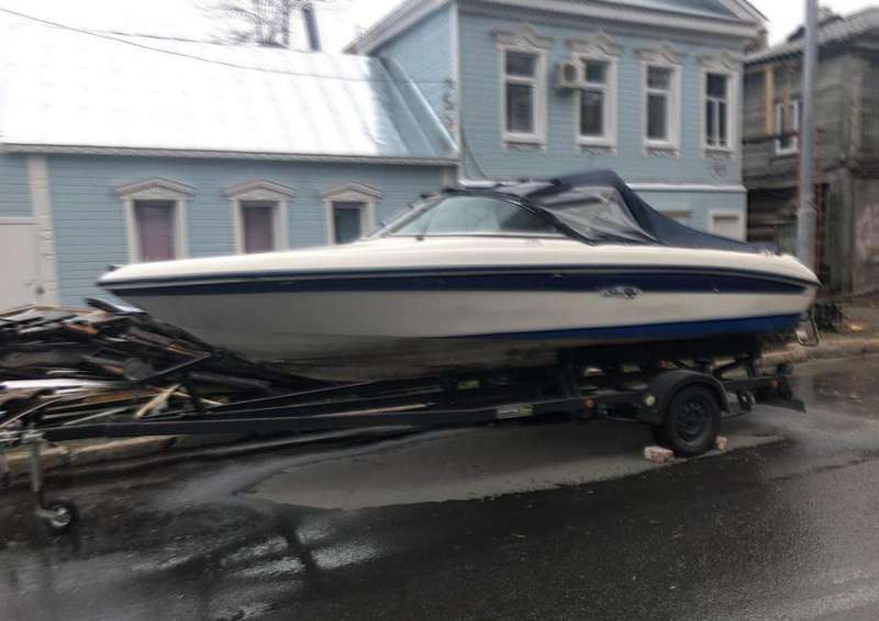 Катер SeaRay-175