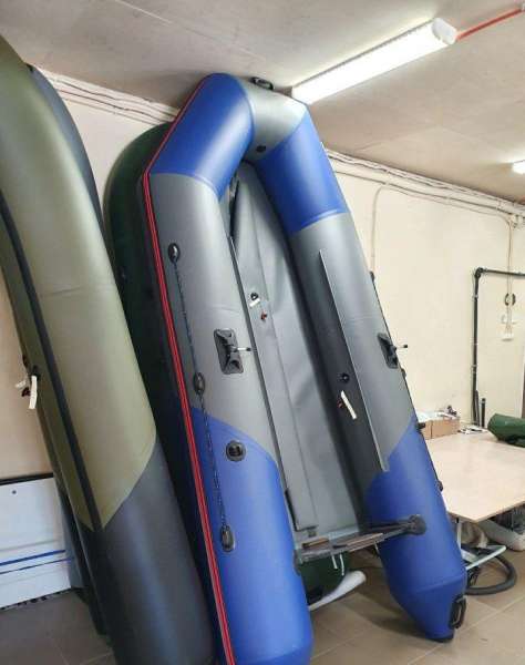 Надувная пвх лодка Бизон 330