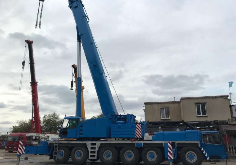 Liebherr LTM 1225